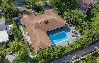 416 N Rainbow Dr, Hollywood, FL 33021