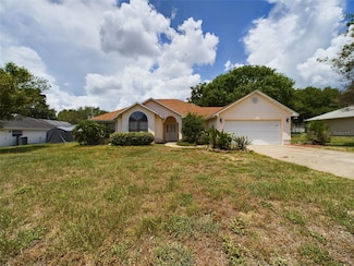 36605 Francis Dr, Grand Island, FL 32735