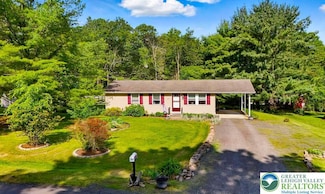 186 Navajo Dr, Auburn, PA 17922
