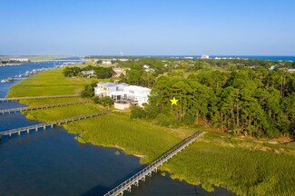 5 Woody Ln, Folly Beach, SC 29439