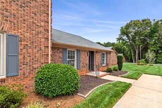 223 Pointe Cir, Rock Hill, SC 29732