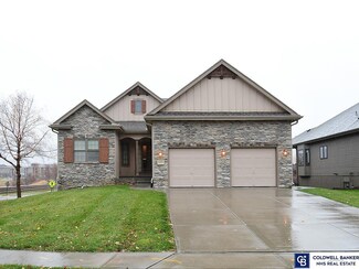 12205 S 73rd Ave, Papillion, NE 68046