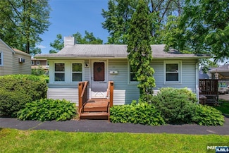 74 Midvale Ave, Lake Hiawatha, NJ 07034