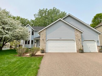 2219 7th St N, Saint Paul, MN 55109