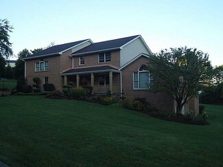 916 3rd St, Westmoreland City, PA 15692