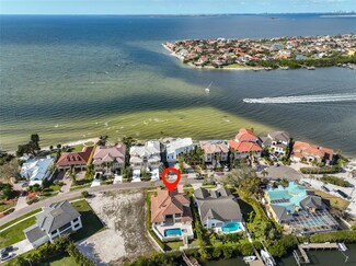 912 Symphony Beach Ln, Apollo Beach, FL 33572