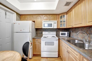 6730 Arbor Dr Unit 110, Miramar, FL 33023