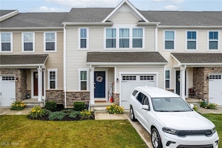 1104 Meadow Run, Akron, OH 44321