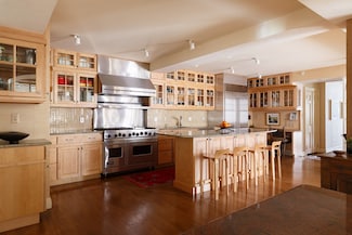 172 Beacon St Unit 4, Boston, MA 02116