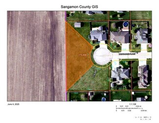 915 Hawthorne Place, Pawnee, IL 62558