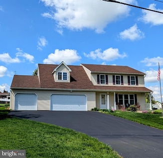 490 Red Hill Rd, Narvon, PA 17555