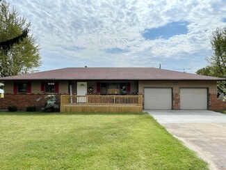 106 E Hopsital Rd, El Dorado Springs, MO 64744
