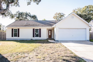 17 8th Ave, Shalimar, FL 32579