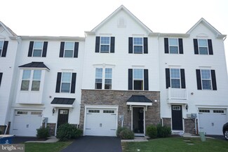 3 Twomey Ct Unit 34, Wyncote, PA 19095