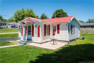 520 Floyd St, Corydon, IN 47112