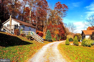 30 Sunset Ln, Catawissa, PA 17820
