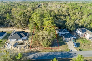 2811 W Xenox Dr, Citrus Springs, FL 34433