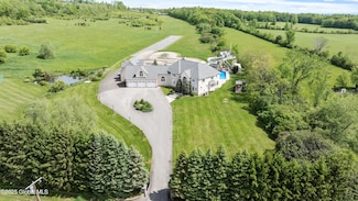 1310 Currybush Rd, Schenectady, NY 12306
