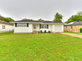 1213 W Pine St, El Reno, OK 73036