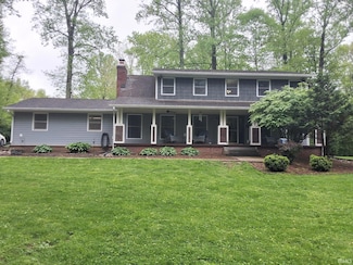 395 W Denali Rd, Bloomington, IN 47404