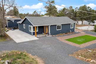 260 N 2nd Dr, Show Low, AZ 85901