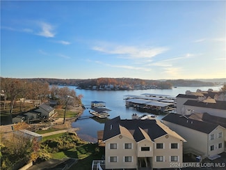 49 Aqua Finn Dr Unit 4A, Lake Ozark, MO 65049