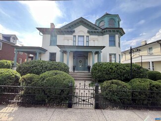 409 Park St, Charlottesville, VA 22902