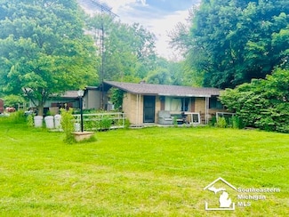 3400 Wells Rd, Petersburg, MI 49270