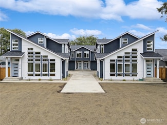 768 Point Brown Ave SE, Ocean Shores, WA 98569