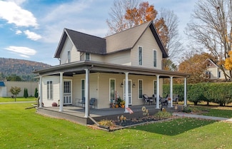 218 W Main St, Elkland, PA 16920