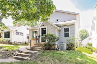 4716 30th Ave S, Minneapolis, MN 55406