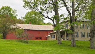 441 Guilford St, Brattleboro, VT 05301
