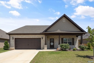 165 Saddle St, New Market, AL 35761