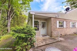4 C Willow St, Toms River, NJ 08757