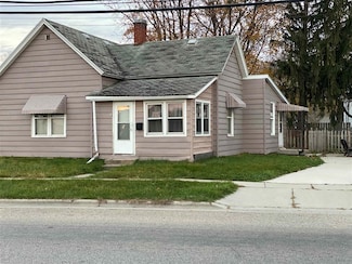 735 Sextonville Rd, Richland Center, WI 53581