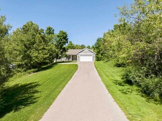 3329 Annie's Way, Petoskey, MI 49770