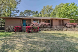 1600 Clover Cir, Paragould, AR 72450