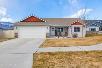6493 W Covenant St, Rathdrum, ID 83858