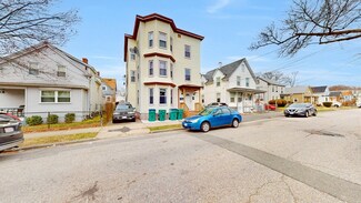 46 Grove St, Lynn, MA 01905