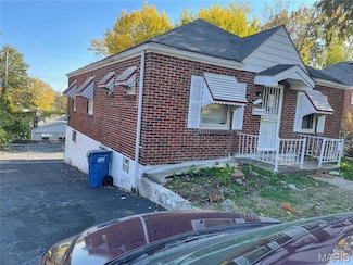 5218 Fletcher St, Saint Louis, MO 63136