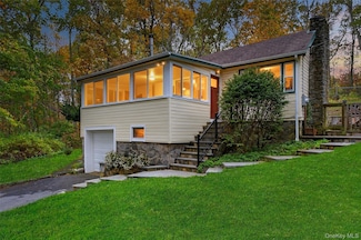 75 Willow Trail Ct, Carmel, NY 10512