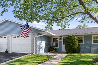 7416 Chevy Chase Ct Unit 14, Fox Lake, IL 60020