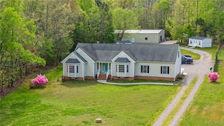 5629 W Quaker Rd, Disputanta, VA 23842