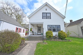 6144 Cedar Ave, Cincinnati, OH 45216