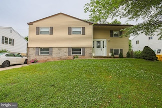 8935 Twin Ridge Dr, Glen Burnie, MD 21061