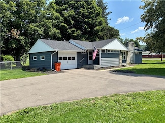 10 West Ave, Arkport, NY 14807