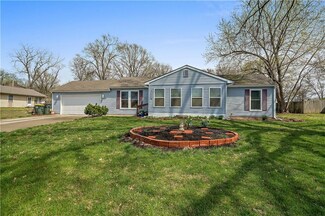 1214 N 7th St, Lansing, KS 66043