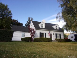412 S Douglas St, Omak, WA 98841