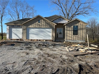 698 Salem Rd, Lawson, MO 64062