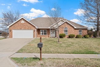 5803 Kelsey Dr, Columbia, MO 65202